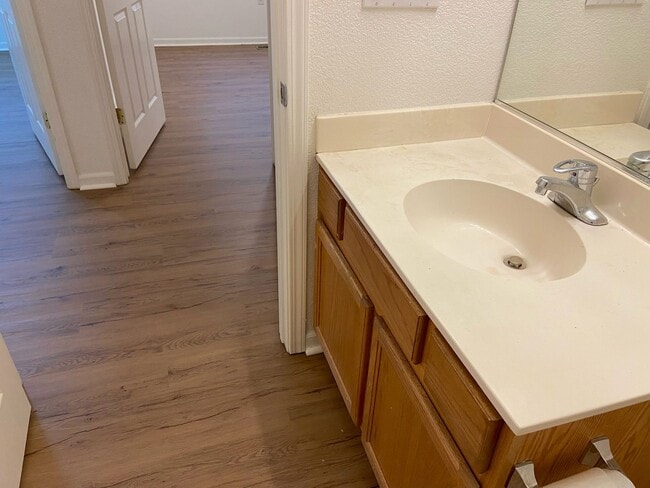 Building Photo - Sparks Single Story Home Near Red Hawk Golf Course