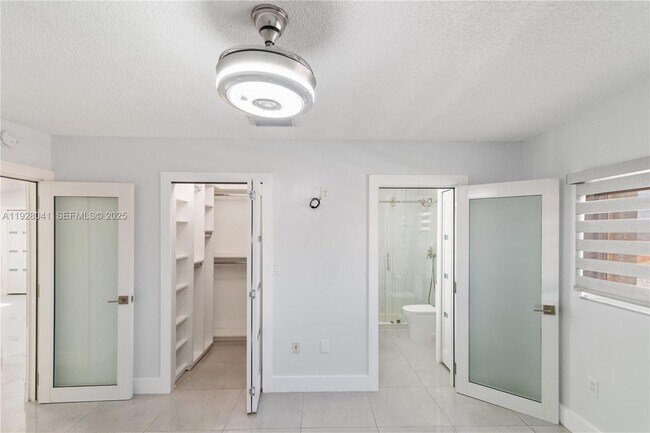 Building Photo - 3375 W 76th St