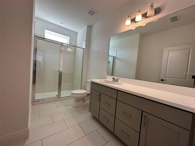 Building Photo - 15095 Mayberry Dr