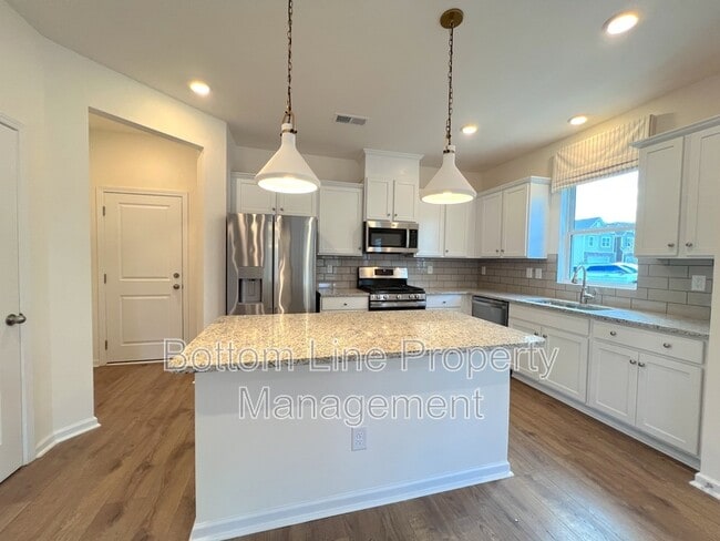 Building Photo - 3661 Secrest Lndg