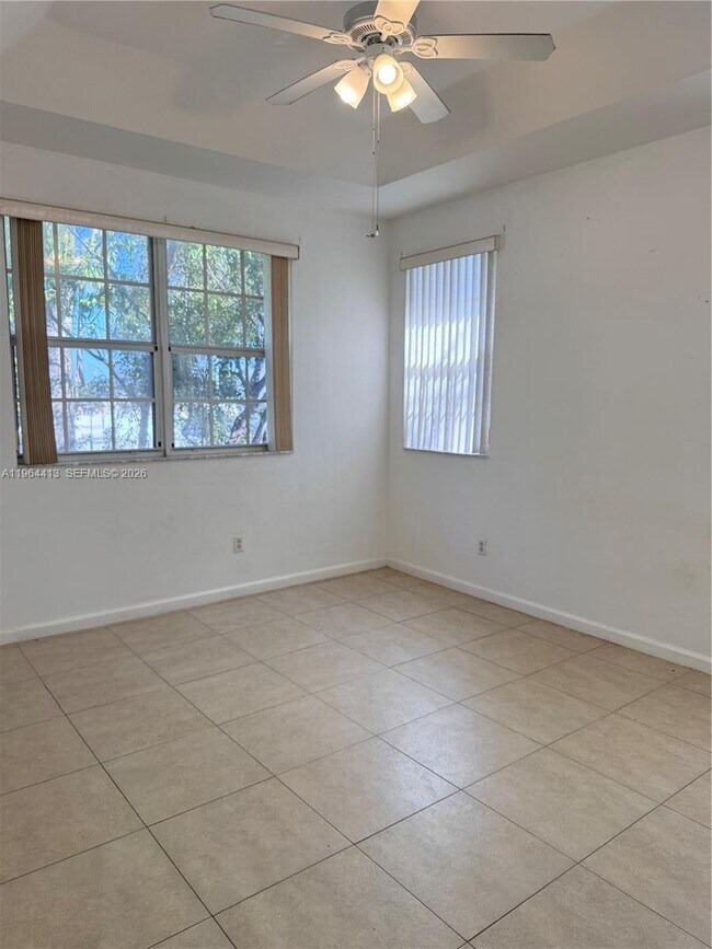 Building Photo - 2117 NE 7th St