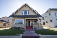 Building Photo - 4051 Normandie Ave