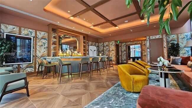 Building Photo - 77 SE 5th St