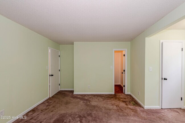 Building Photo - 1100 Audrey Ct