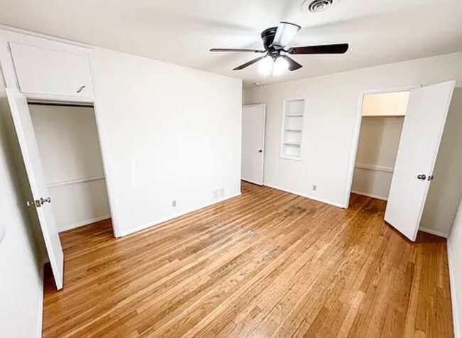 Building Photo - 143 Ramblewood Rd