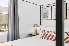 Building Photo - 3407 N Mountain View Dr