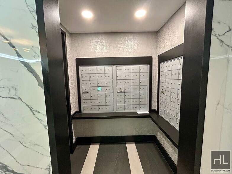 Building Photo - BEEKMAN PLACE