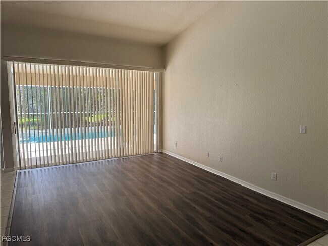 Building Photo - 2018 SW 30th St