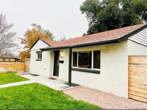 Building Photo - 3146 Milwaukee St