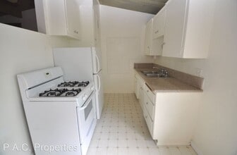 Building Photo - 121