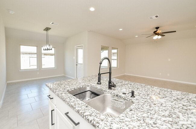 Building Photo - 29614 Weber Way Ct