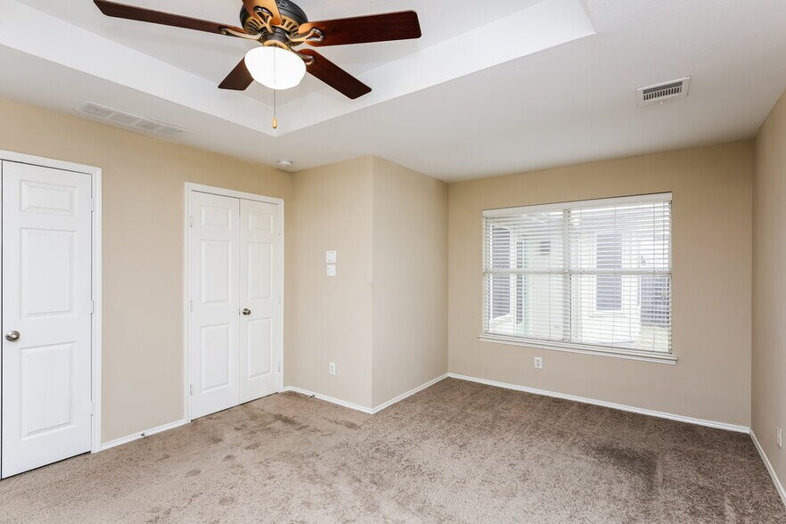 Building Photo - 1037 Harriman Dr