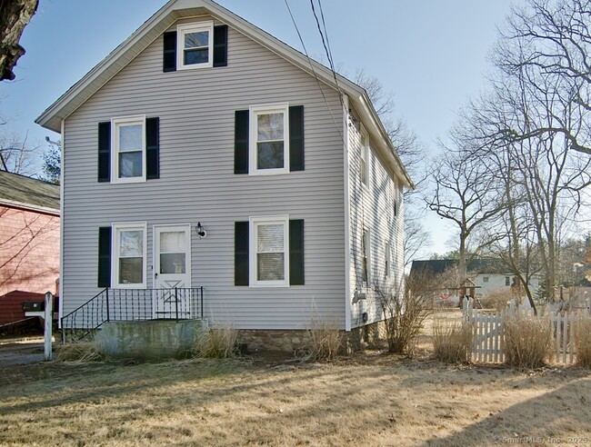 Primary Photo - 19 Fairview St