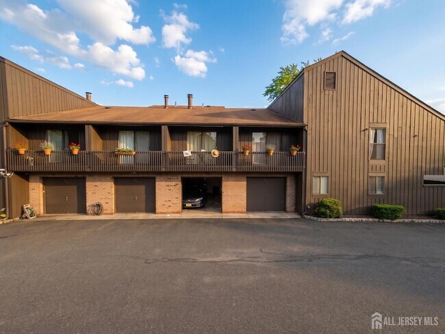 Building Photo - 260 Westgate Dr