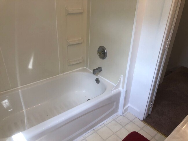 Building Photo - 2497-2499-2499 Adams Ave