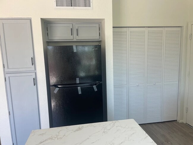 Building Photo - 3765 W Koshare Ln