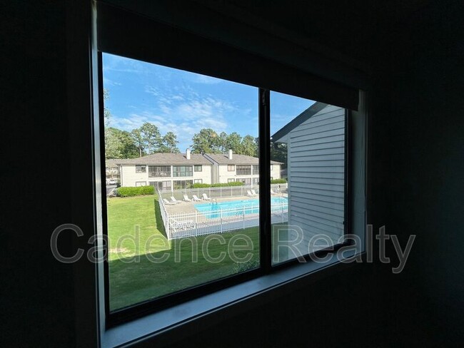 Building Photo - 1507 Military Cutoff Rd