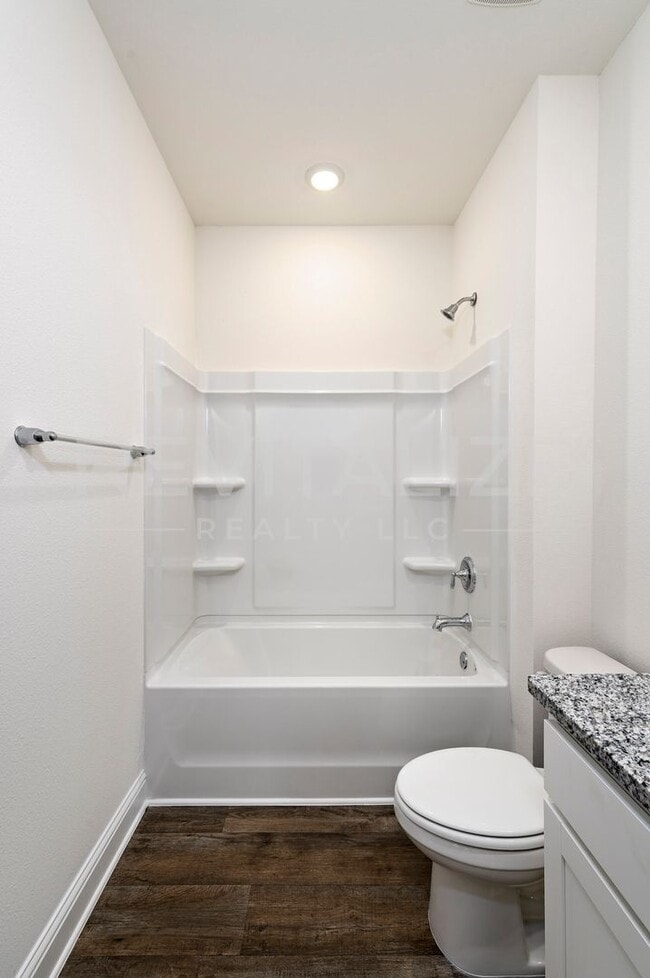 Building Photo - 13330 Shea Cir