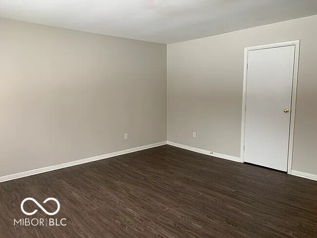 Building Photo - 1272 N Ridgeview Dr