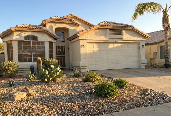 Building Photo - 143 W Smoke Tree Rd