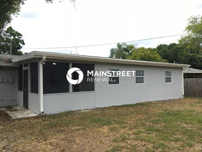 Building Photo - 3 Bedroom Pet-Friendly Home in Clearwater,...