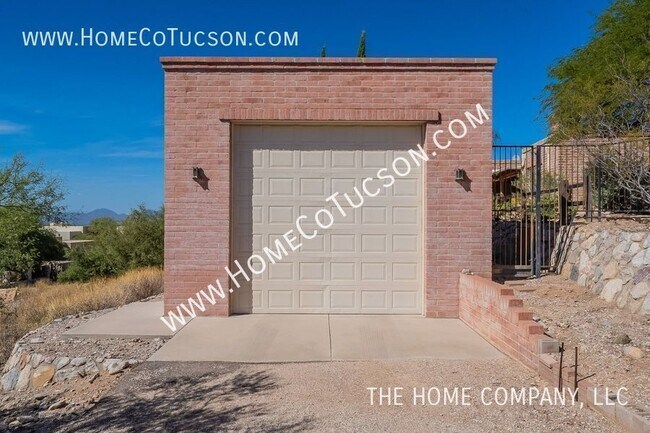 Building Photo - 5411 N Sundance Pl