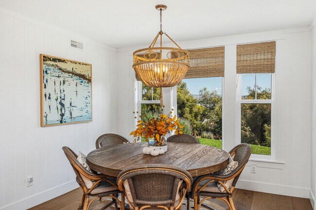 Building Photo - Luxury Ocean View Home in Sea Pointe Estat...