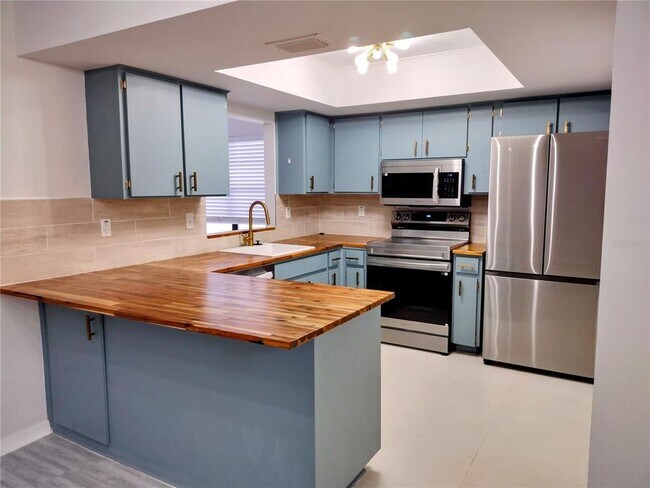 Building Photo - 1326 Idlewood Dr