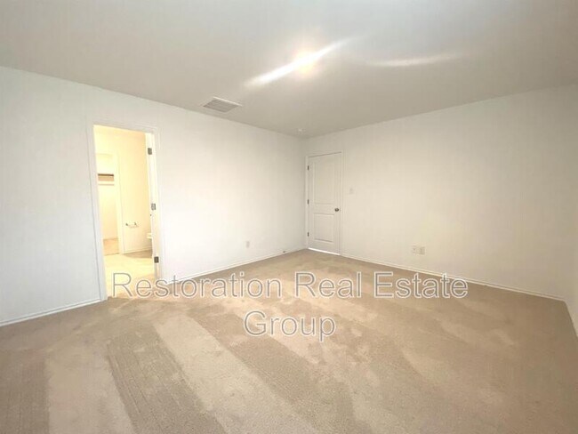 Building Photo - 10921 SW 22nd St