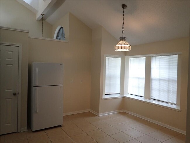 Building Photo - 2130 Greencove Ln