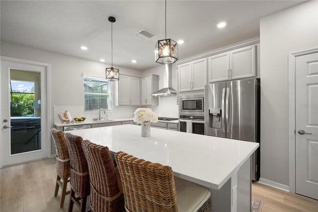 Building Photo - 5636 Silver Sun Dr