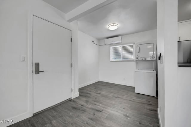 Building Photo - 3116 Casitas Ave