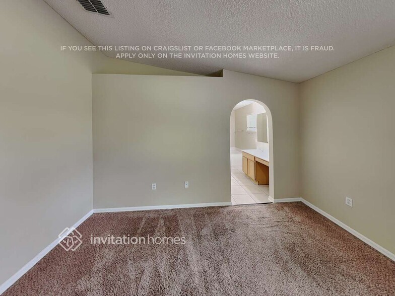 Building Photo - 3033 Elbib Dr