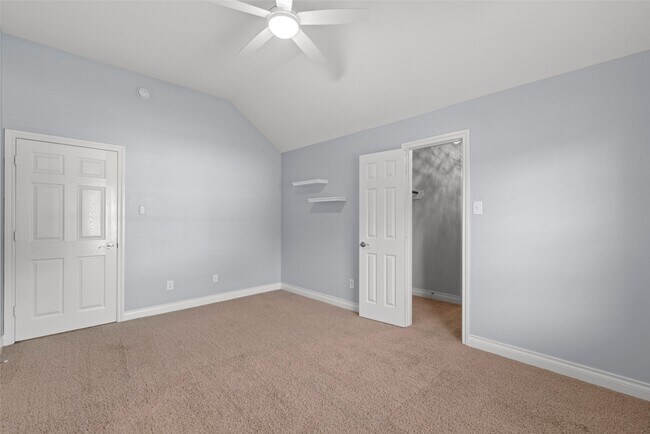 Building Photo - 2203 Sekola Ln