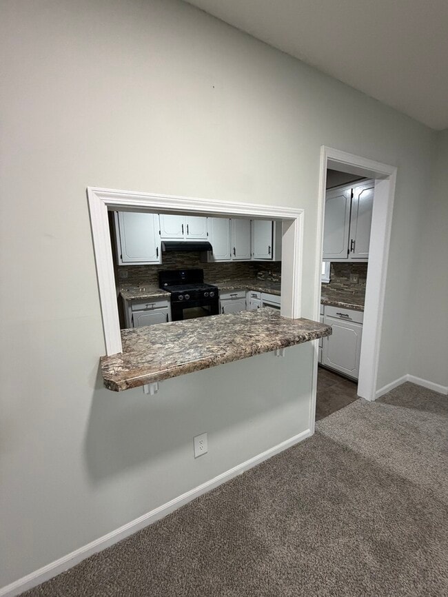 Building Photo - Move in Special - 3bed 2 bath in KCK off Turner and I-635