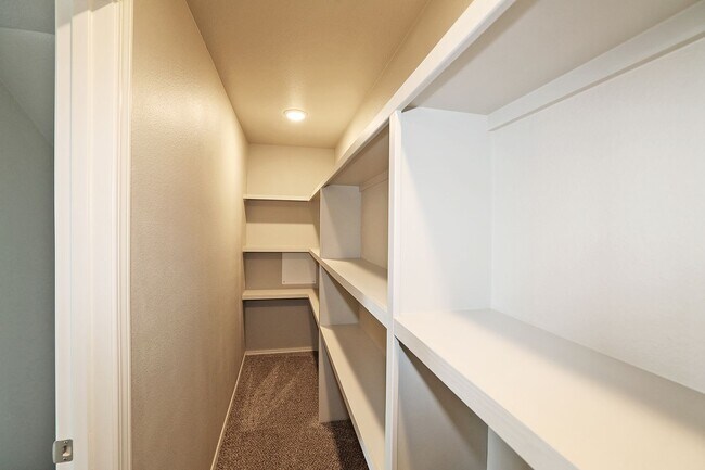 Building Photo - Available with Our Lease with Purchase Opt...