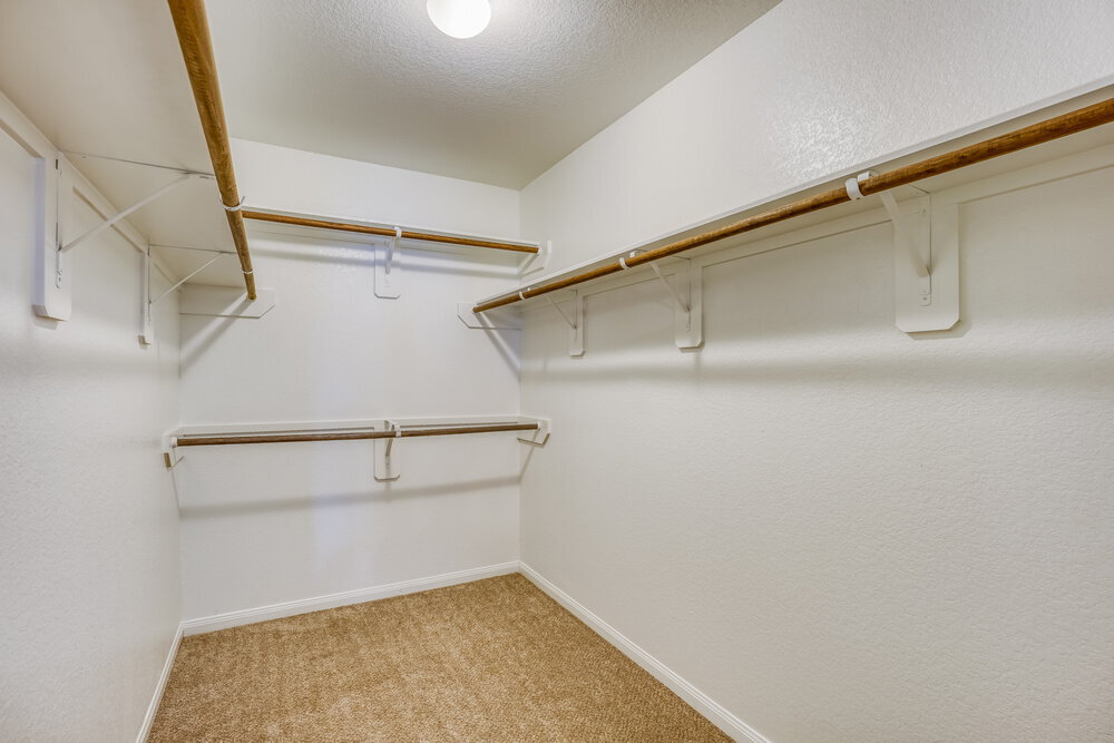 Building Photo - 18606 Cooper Ravine Way