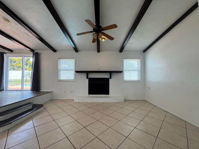 Building Photo - 3/2 Pool Home in Deltona Lakes