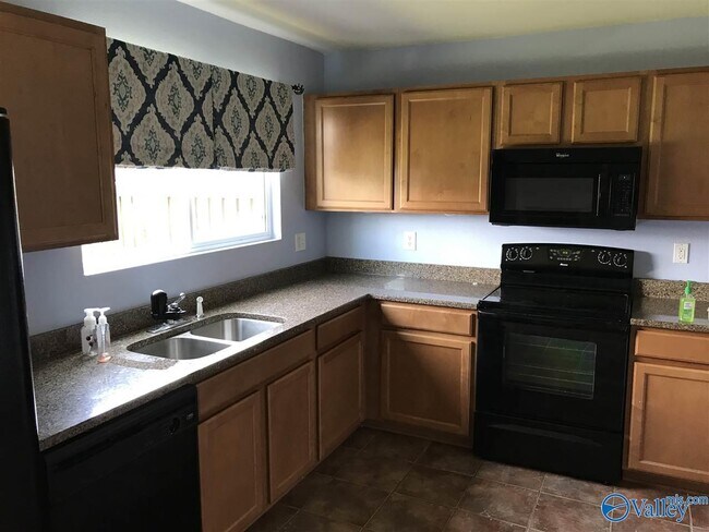 Building Photo - 133 Belle Haven Dr