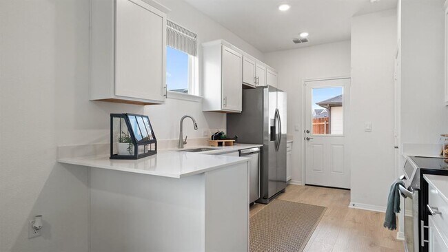 Building Photo - 2510 Ophelia Levi Ln