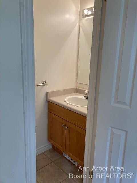 Building Photo - 1023 Bluestem Ln