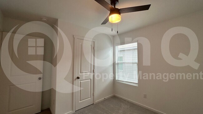 Building Photo - 6313 Kingfisher Wy
