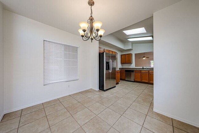 Building Photo - Charming 3-bedroom, 2-bathroom home locate...
