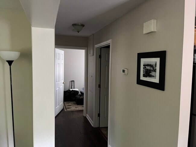 Building Photo - 276 Isle Of Pines Rd