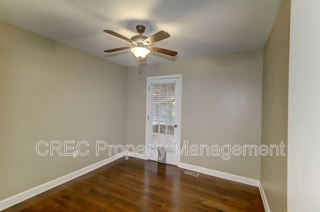 Building Photo - 5639 Flanders Ave