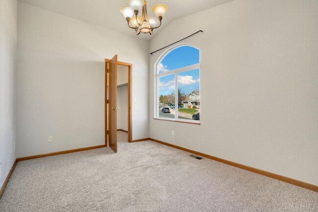 Building Photo - 5799 Aspen View Pl