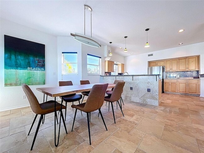 Building Photo - 8485 Blind Pass Dr