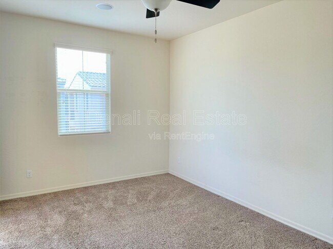 Building Photo - 17747 W Banff Ln