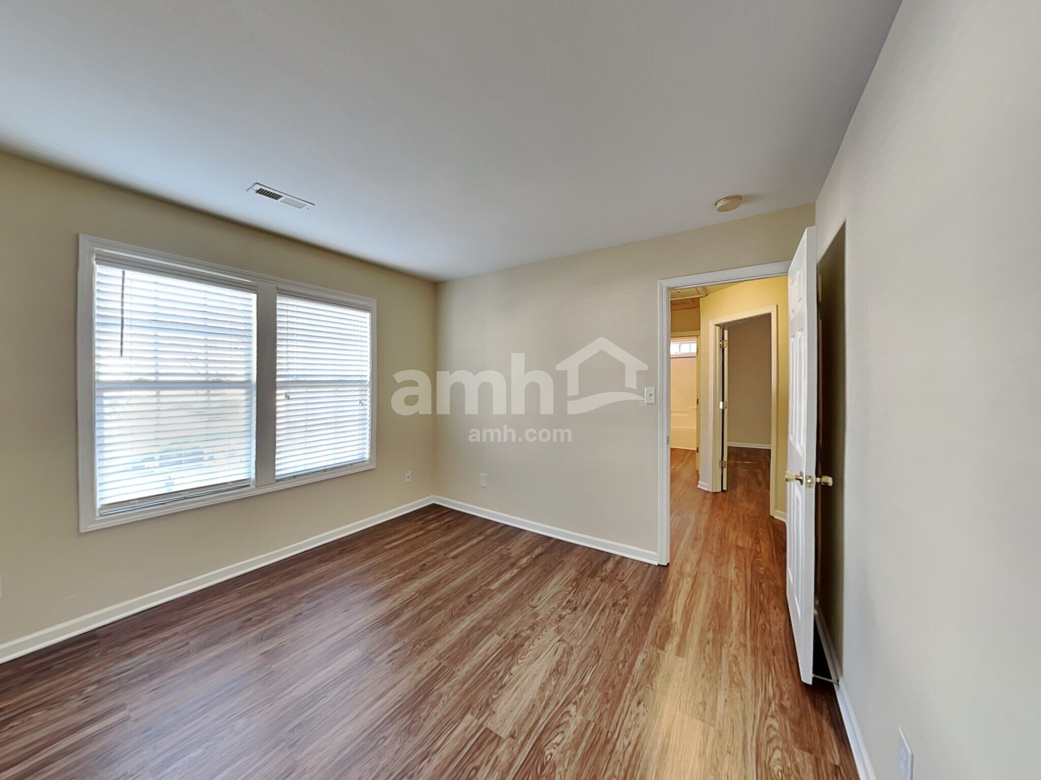Building Photo - 5516 Waverly Lynn Ln