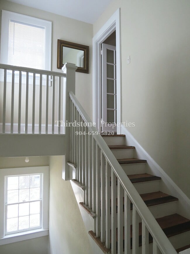 Building Photo - 2836 Park St